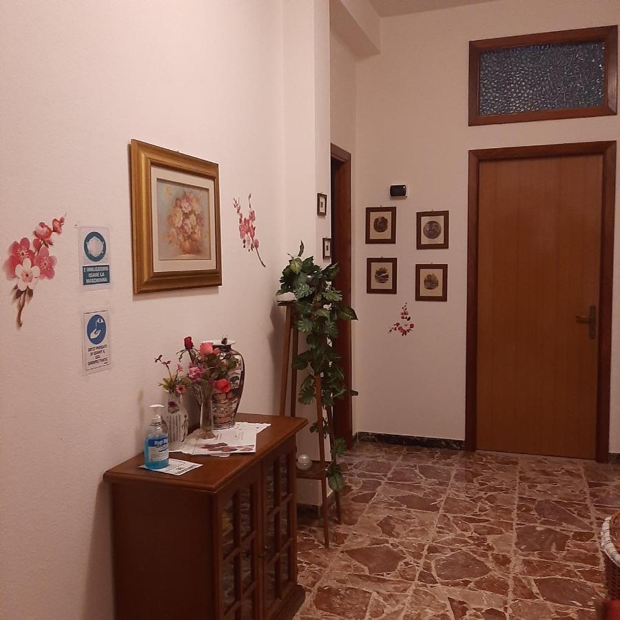 B&B Da Andreina Guspini Exterior photo