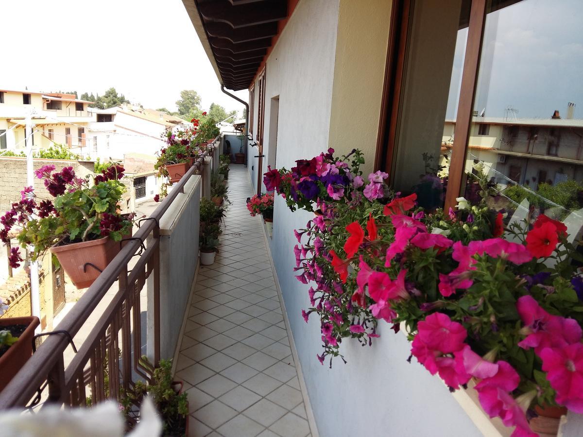 B&B Da Andreina Guspini Exterior photo